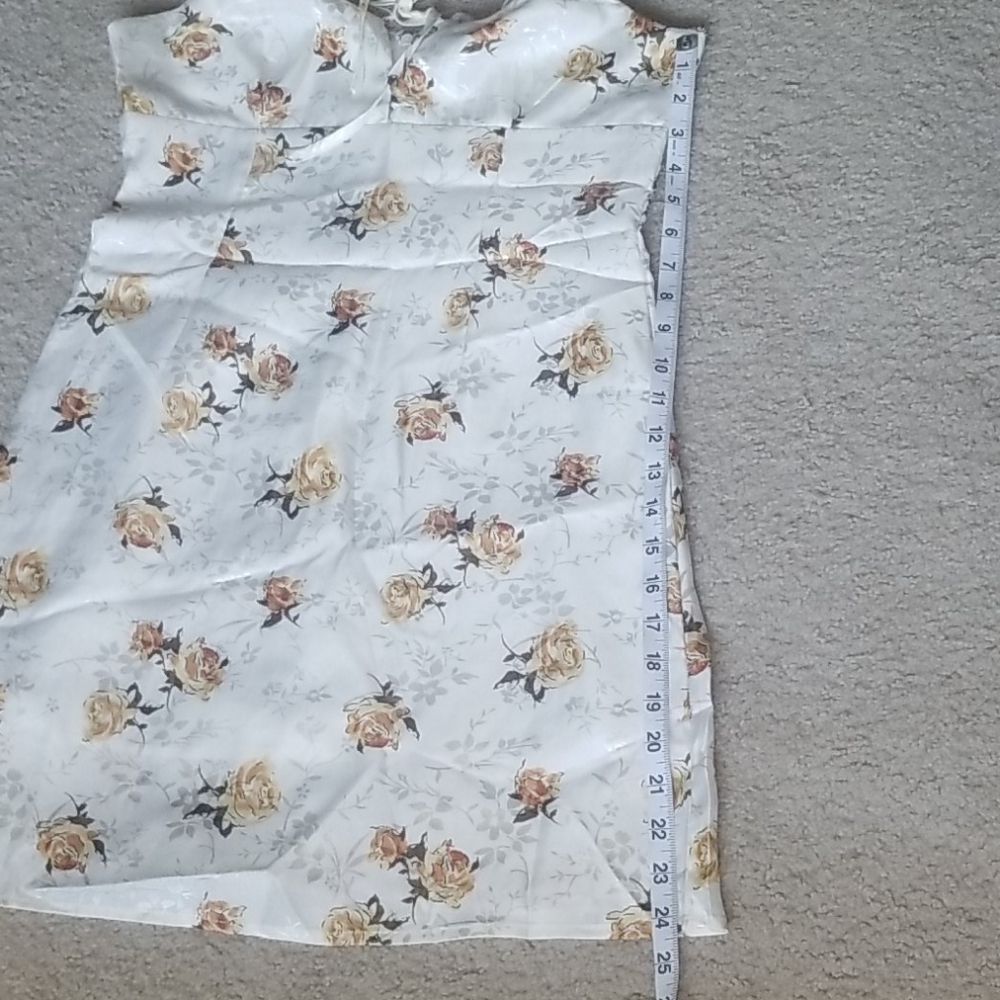 Fashion Nova Satin Women's Dress Size Medium - Picture 8 of 13